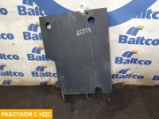 Брызговик передний правый